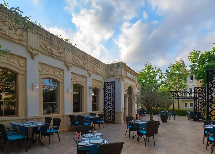 Swandor & - Topkapi Palace Station touristique